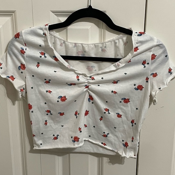 floral crop top - Picture 1 of 3